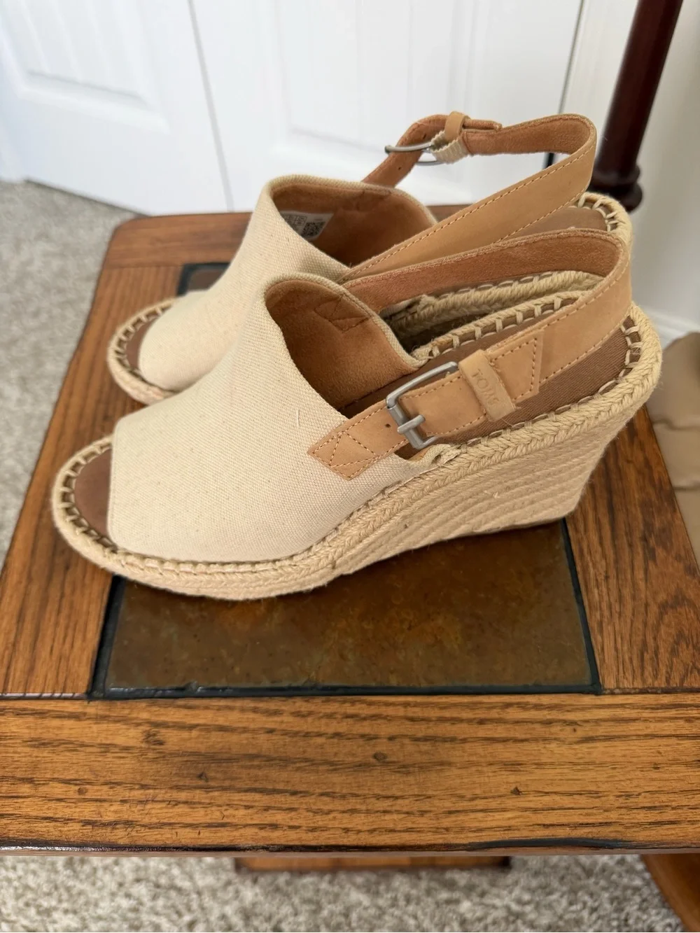 Toms canvas upper
